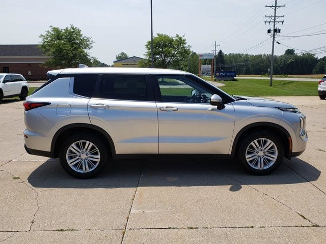 2022 Mitsubishi Outlander ES 2.5 S-AWC