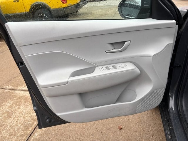 2024 Hyundai Kona SE