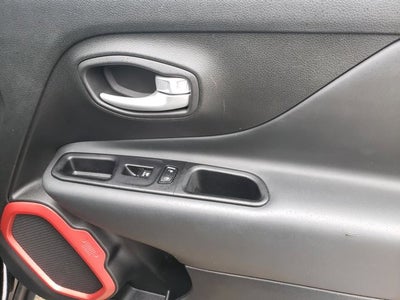 2023 Jeep Renegade Trailhawk 4x4